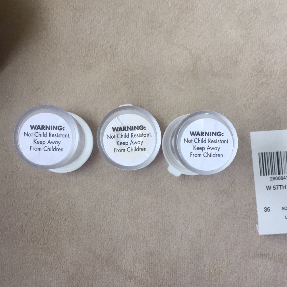 Henri Bendel West 57th Pill Box - Picture 7 of 8